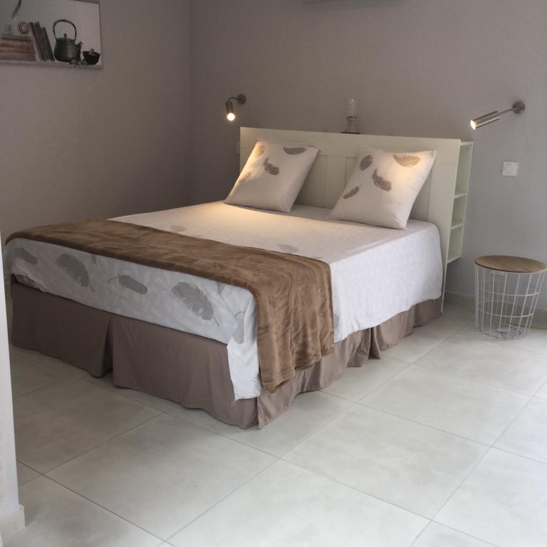 La Villa Blanche Sanary-sur-Mer Esterno foto